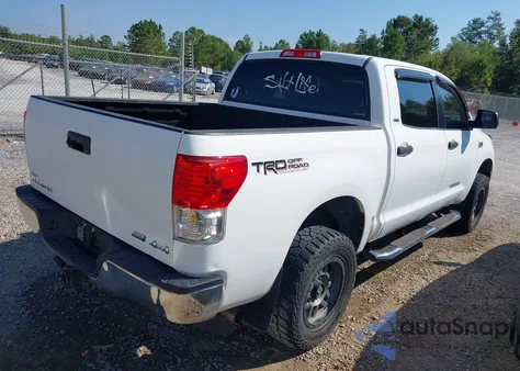 2011 Toyota Tundra Grade 5.7L V8 из США, поврежденный, VIN 5TFDW5F16BX196744